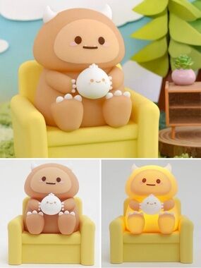 SMOKO Mini Hank Yeti on Couch Ambient Light NEW IN BOX NWT NIB